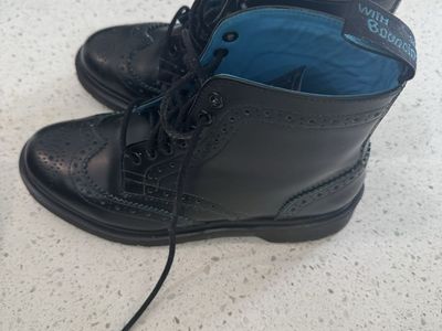 Women’s size 8 doc martens