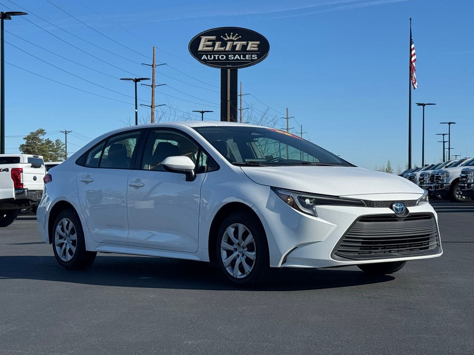 2025 Toyota Corolla Hybrid LE