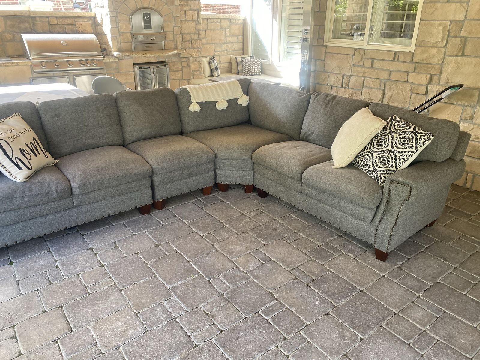 FREE DELIVERY Beautiful Grey Sectional