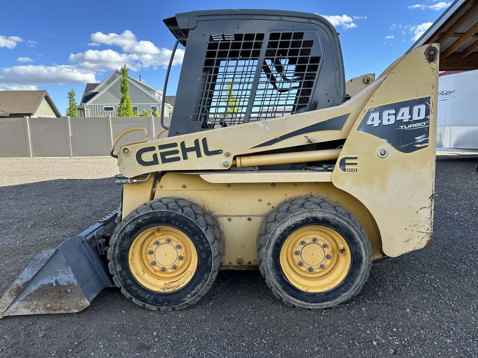 Gehl 4640 turbo skid steer