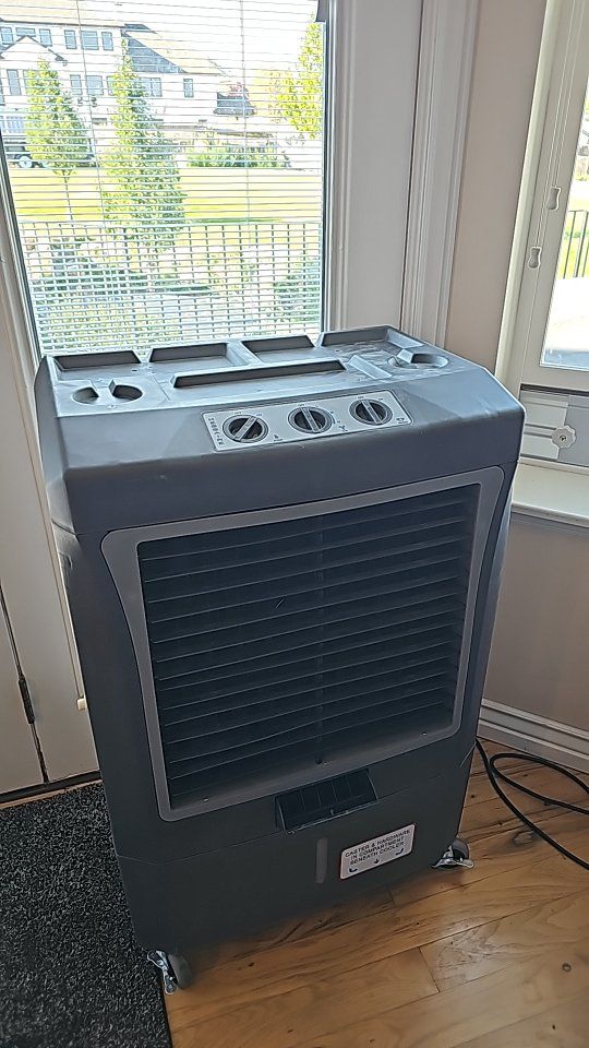 Hessaire Portable Cooler