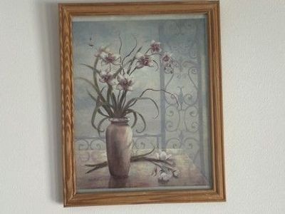 Small Framed Floral Vase Wall Art – Cottage / Botanical Décor