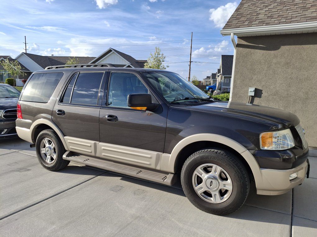 2005 FORD EXPEDITION