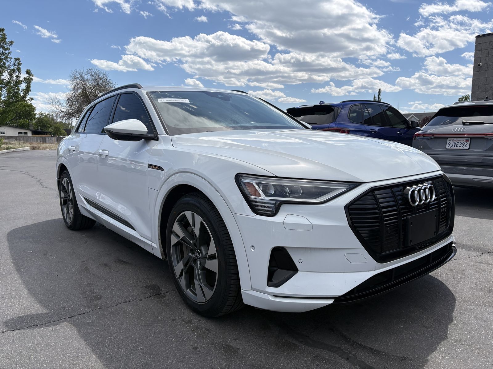 2021 Audi e-tron SUV quattro Premium Plus