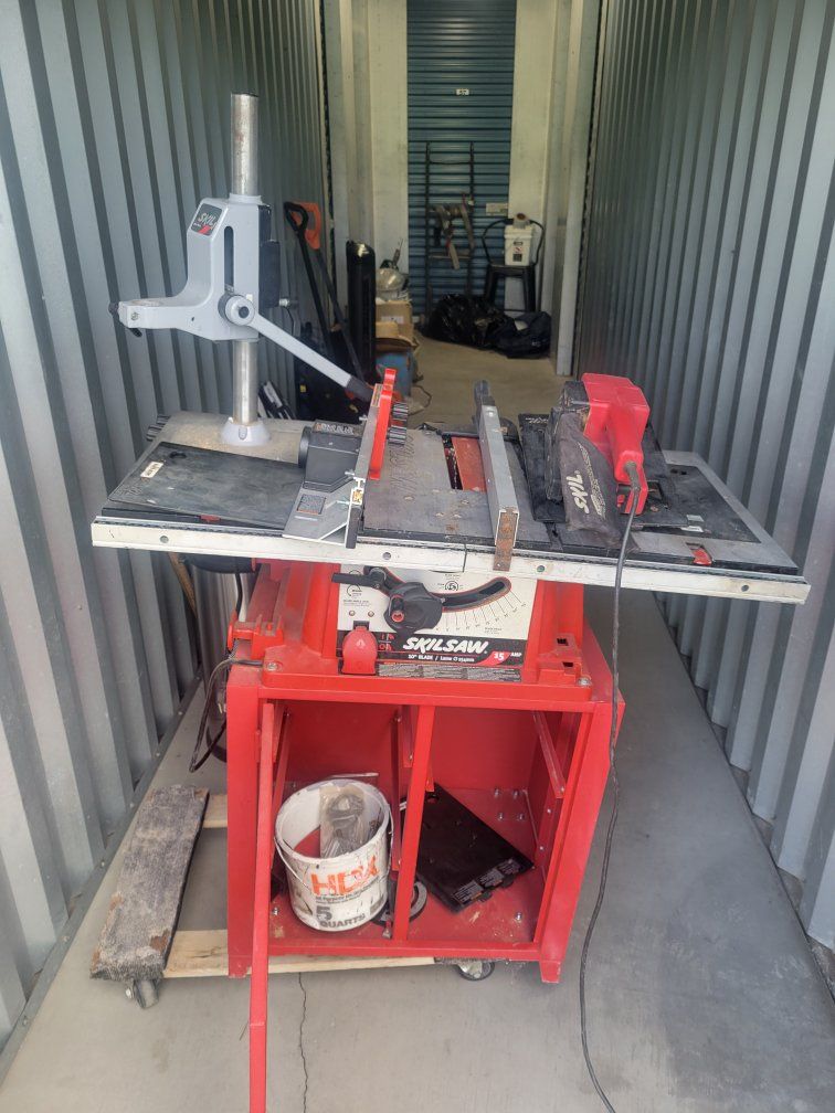 Main image 3