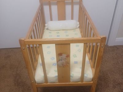 vintage baby bed