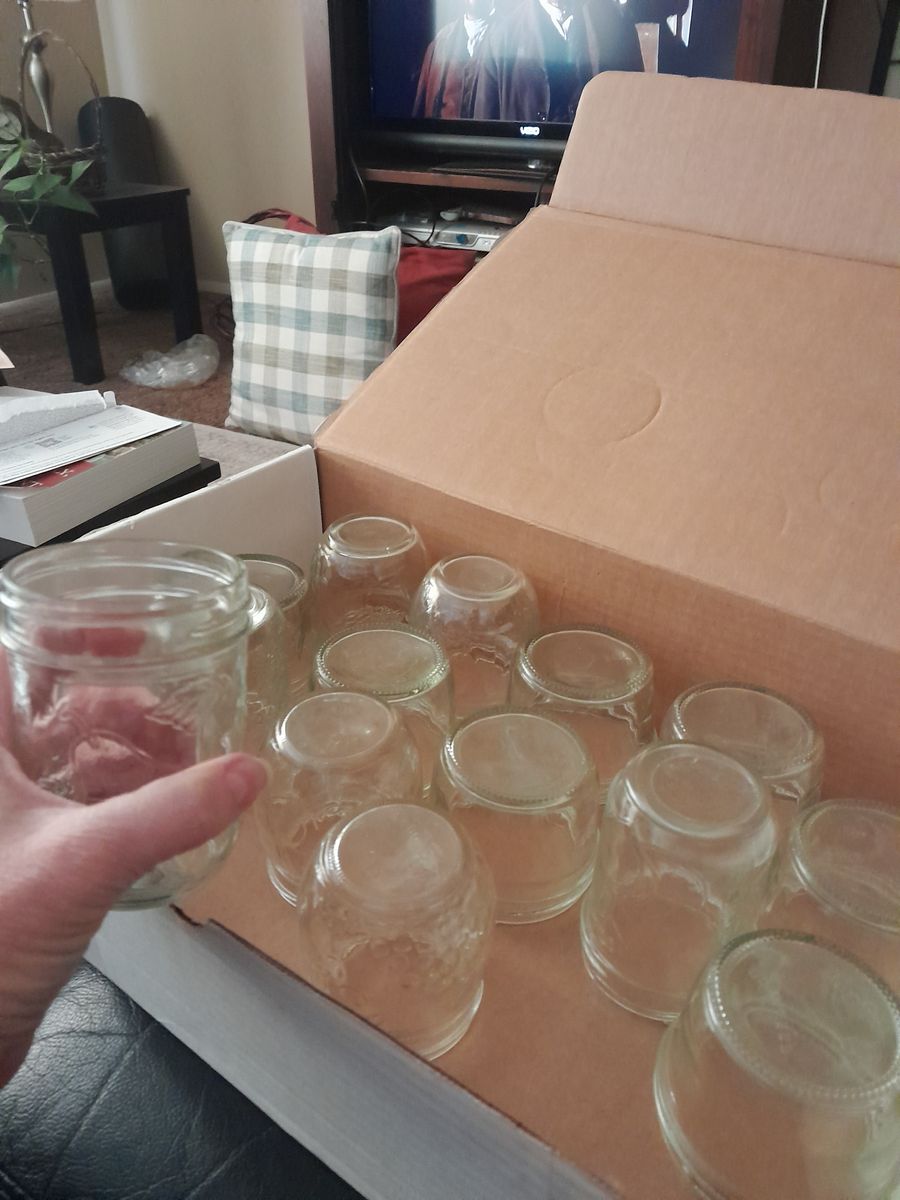 8 ounce Canning Jars-21 jars