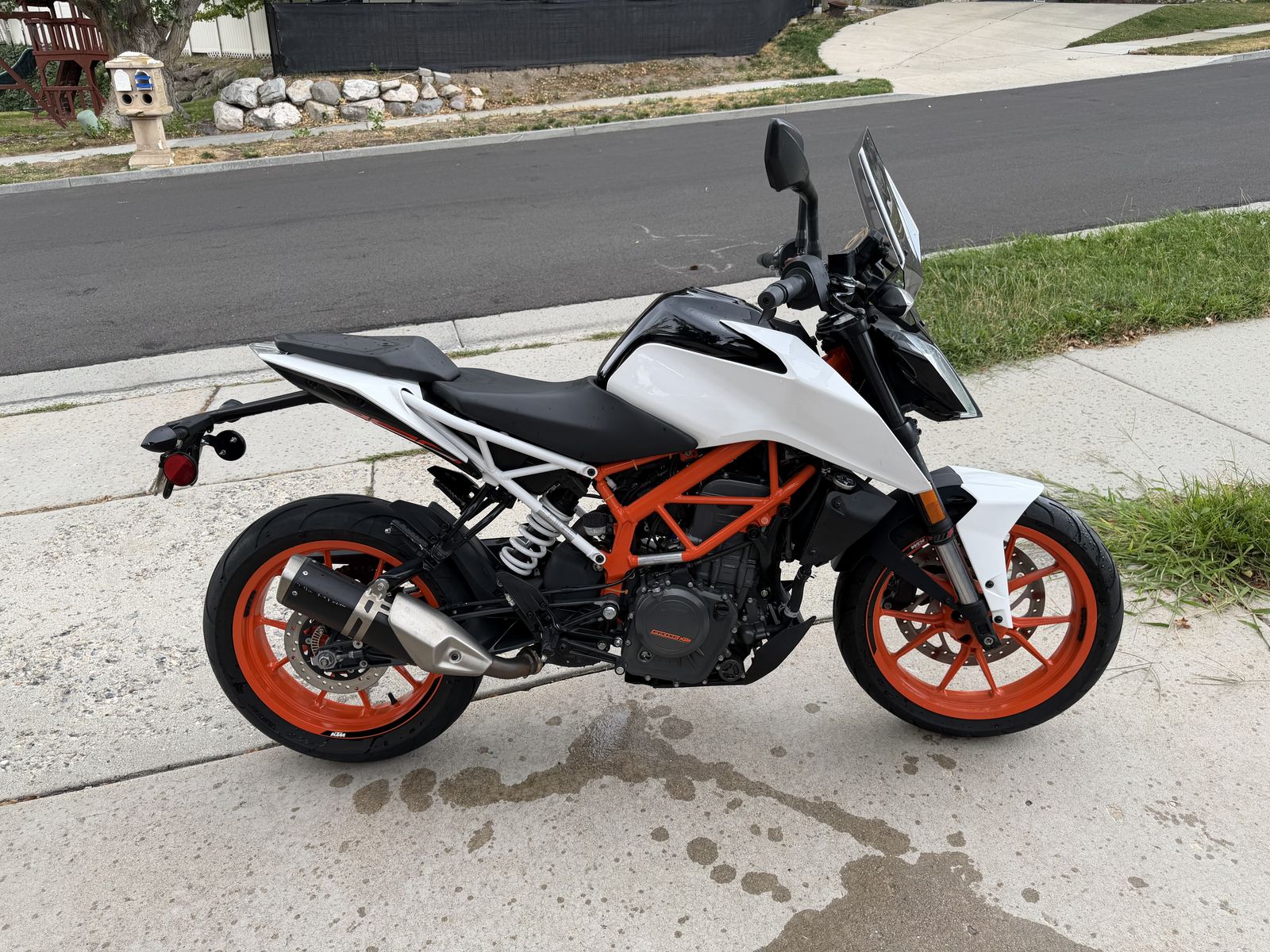 2020 KTM 390 Duke – 8,955 Miles – Clean Title – $3,250 OBO