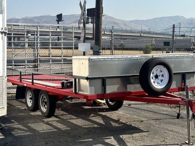 2009 Wild Cat Crane & Welding Tandem Axle Trailer