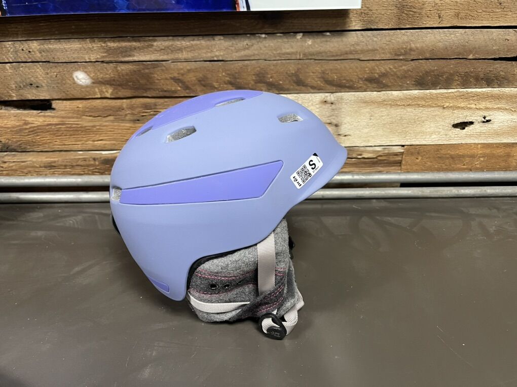 BRAND NEW - CHILD SMALL PRET SKI HELMET