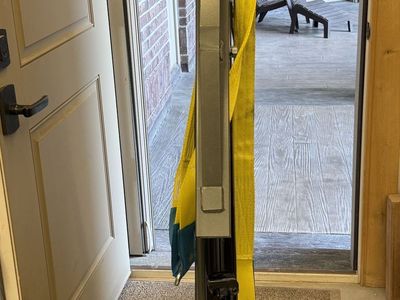Pittsburg 1 ton capacity shop crane