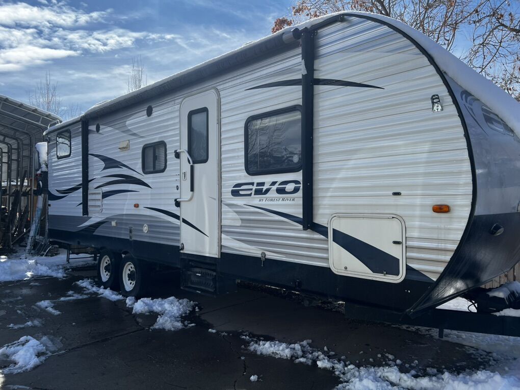 2016 Forest River camping trailer