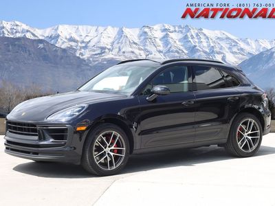 2022 Porsche Macan S