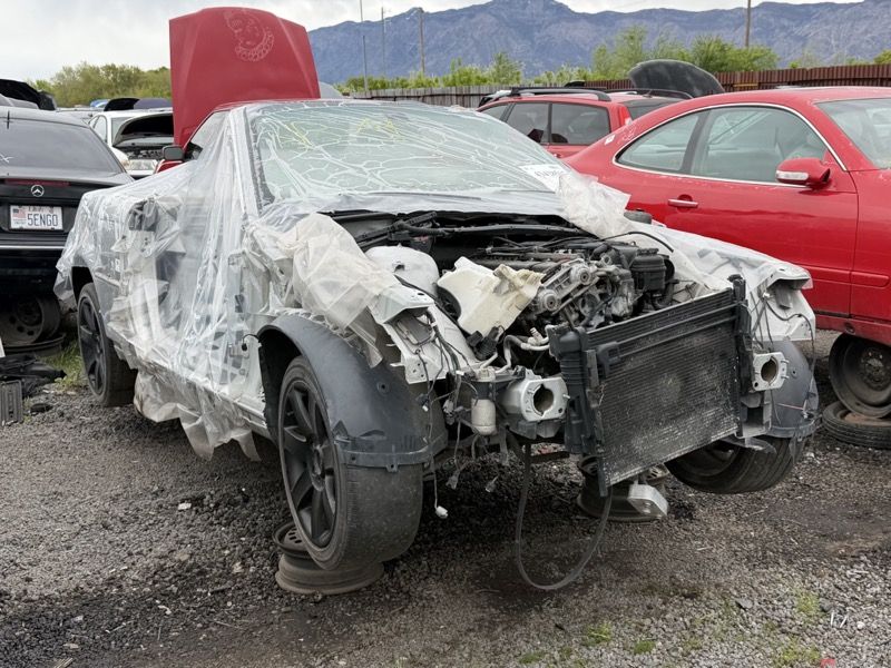 New Arrival - 2003 BMW 325i Parts