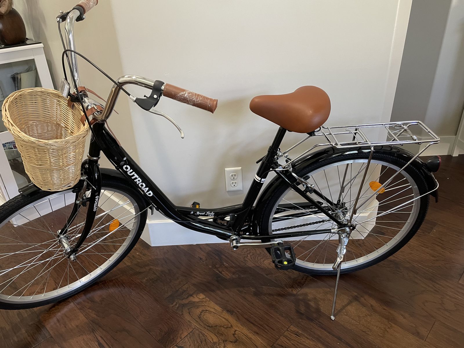 New Beach Cruiser Bike, 26" Commuter Bicycle High-Carbon Steel City Bike with Rear Rack & Basket,
