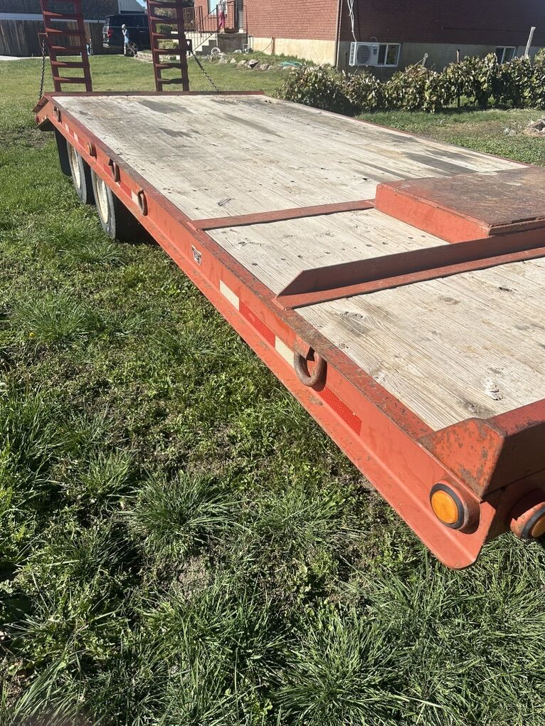 20,000 Lbs Equipment Trailer