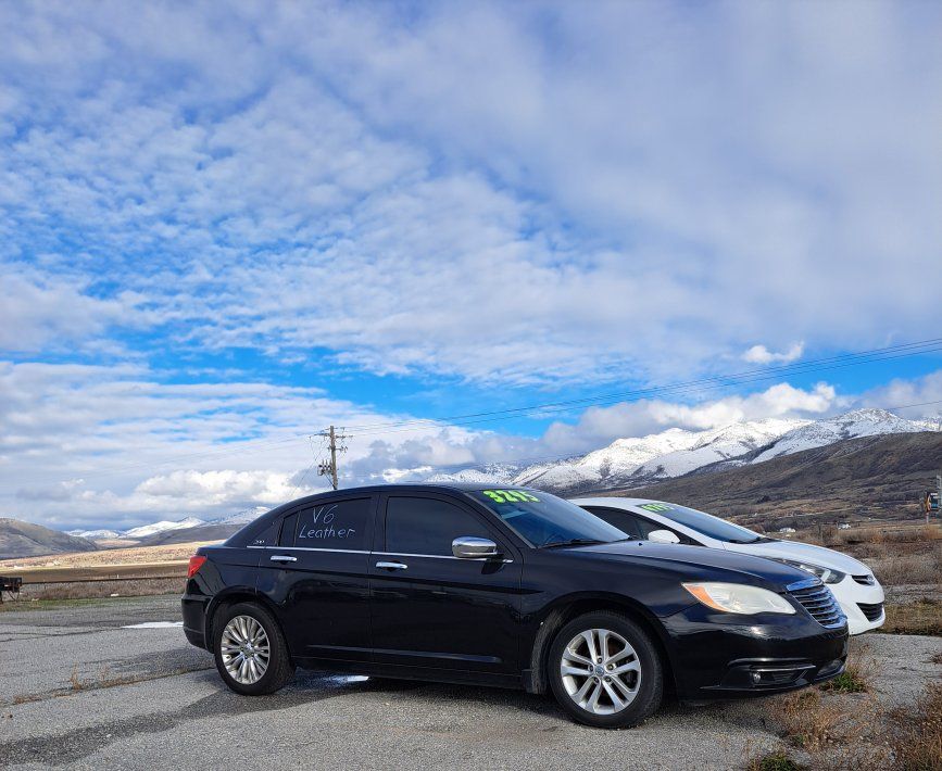 2011 Chrysler 200 Limited