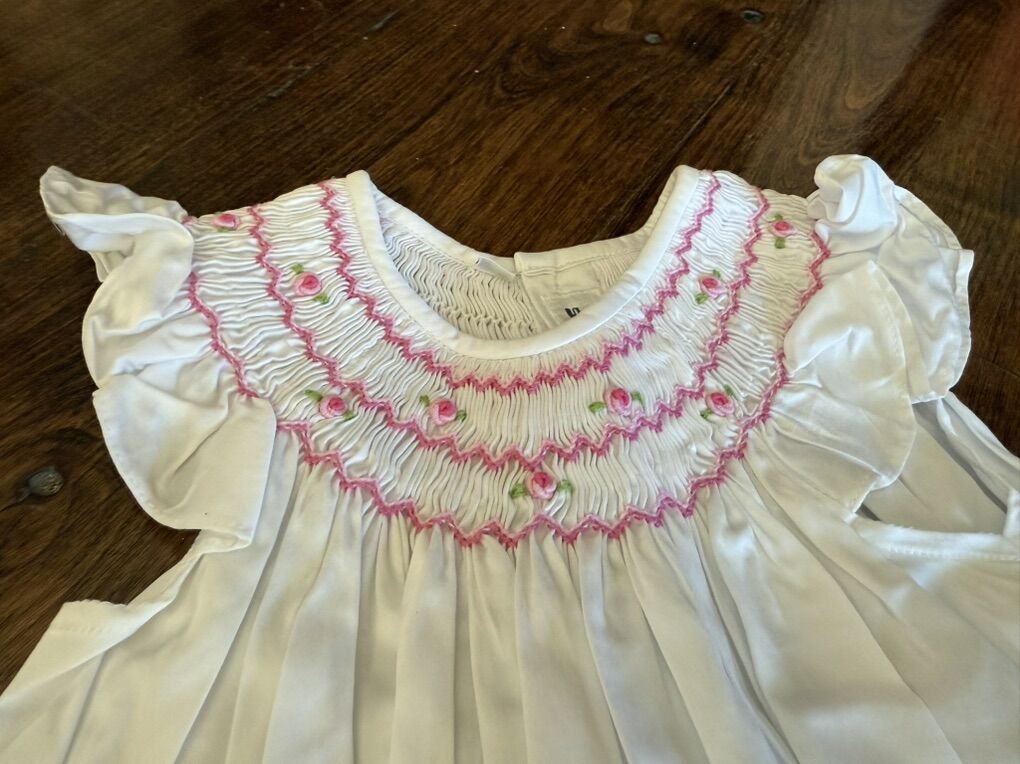 Avenue Kids Smocked Dress Size 3 Pink Roses