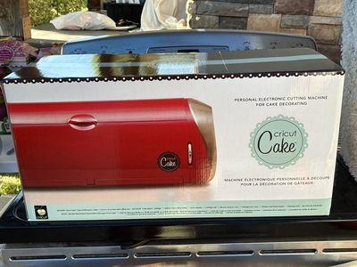 NEW Cricut Cake