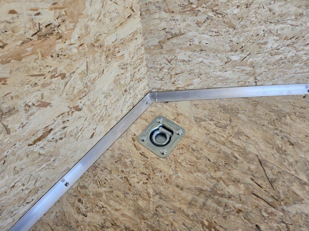 Main image 7