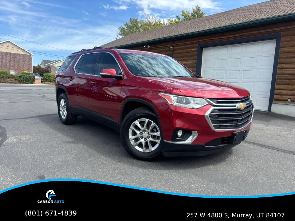 2019 Chevrolet Traverse LT Cloth — rebuilt & branded title, 41% below market