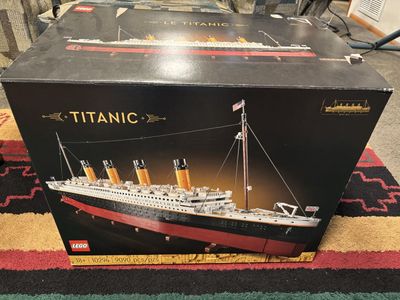 "LEGO Titanic Empty Box Set Complete + Instructions"
