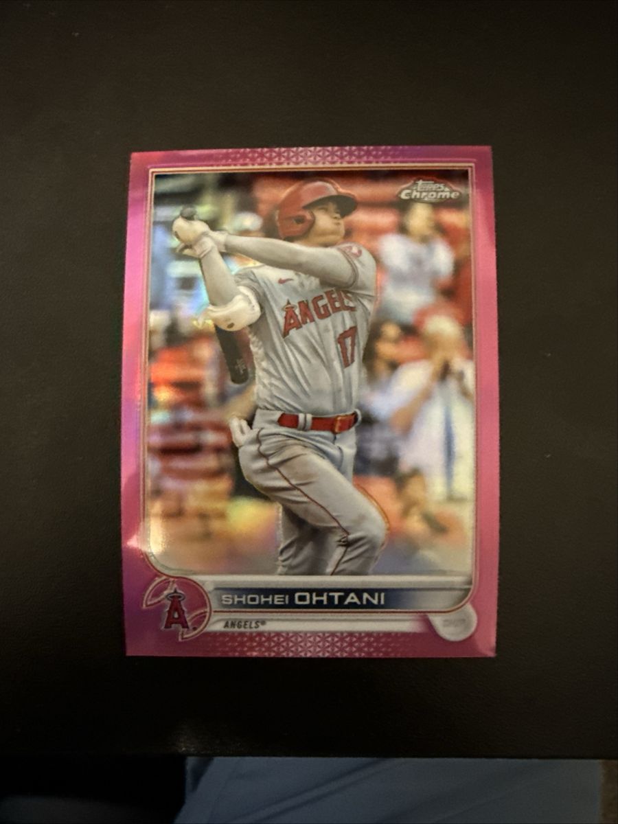 2022 Topps Chrome Shohei Ohtani Pink Refractor Baseball Card - Los Angeles Angels