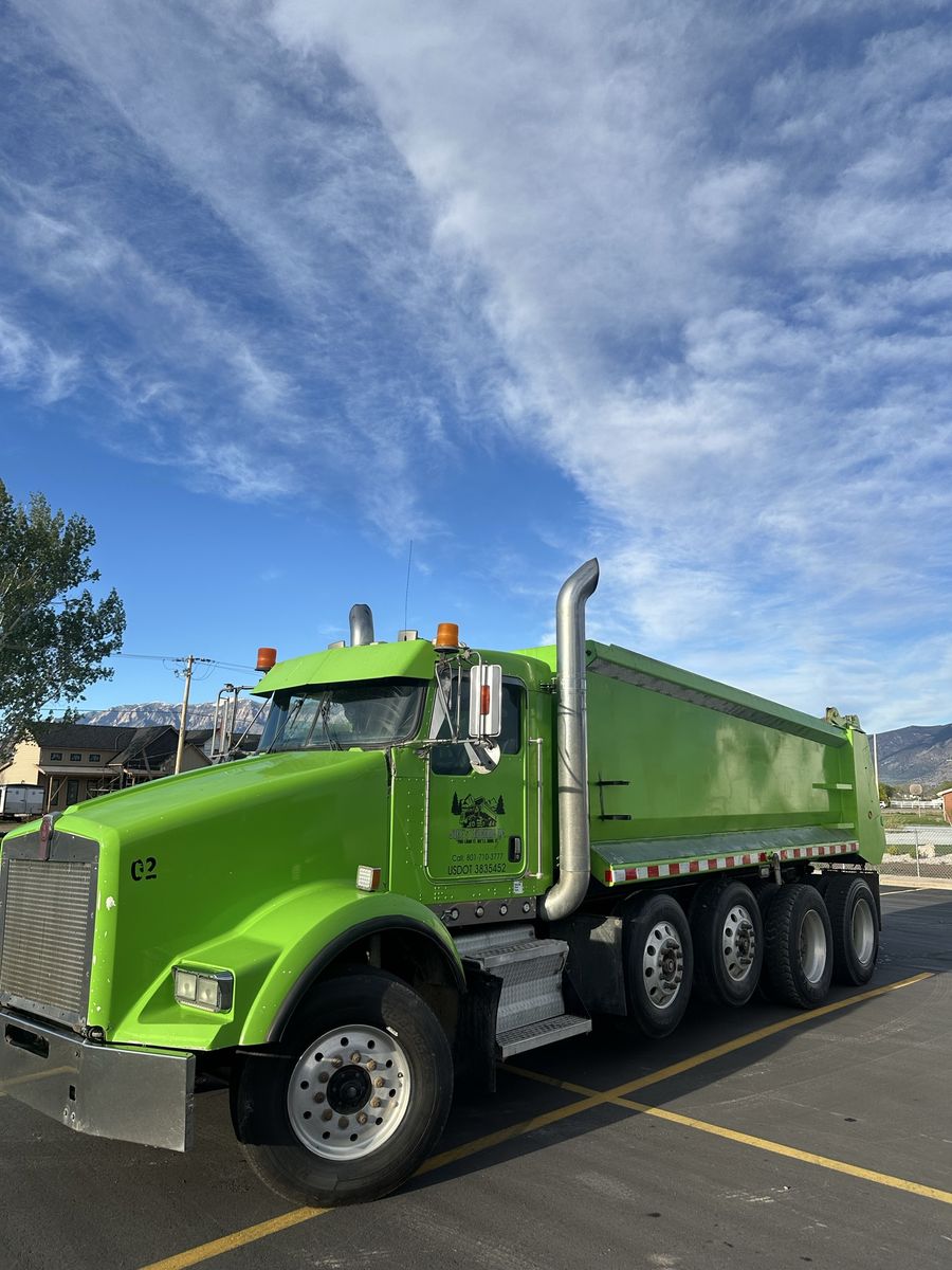 2006 Kenworth Dump Truck