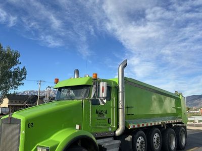 2006 Kenworth Dump Truck