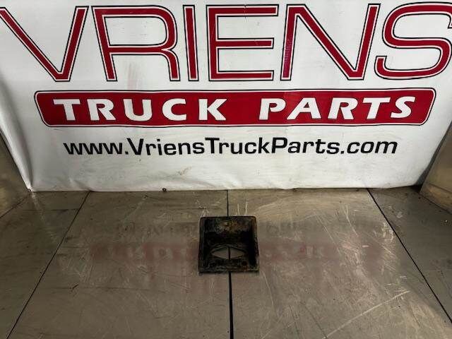 Cummins ISX Engine Mount for a Kenworth