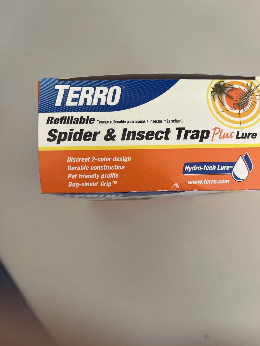 Terro Refillable Spider & Insect Trap Plus Lure (8 Glue Boards + 2 Traps)