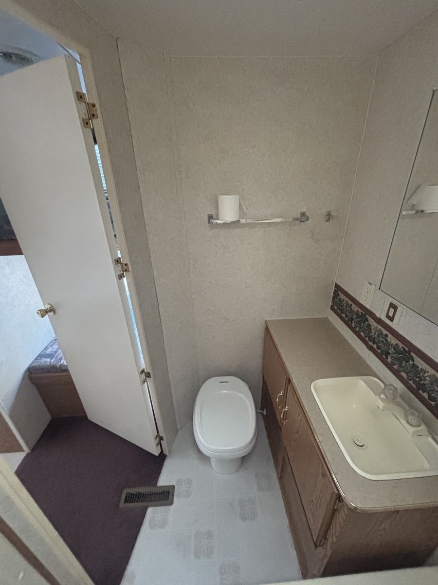 Main image 17