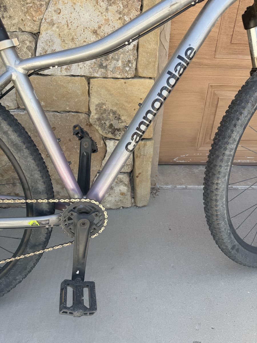 Nice Cannondale mountain bike!