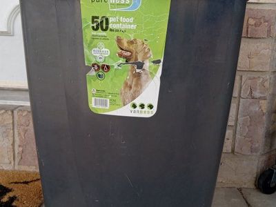 Van Ness 50 lb Pet Food Storage Container on Wheels