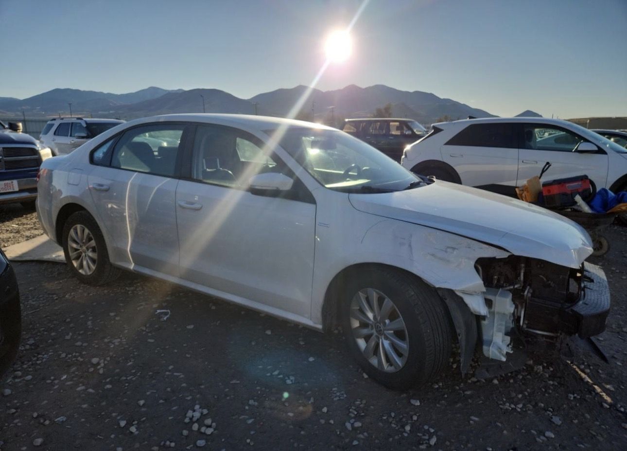 2015 VW Passat Wrecked
