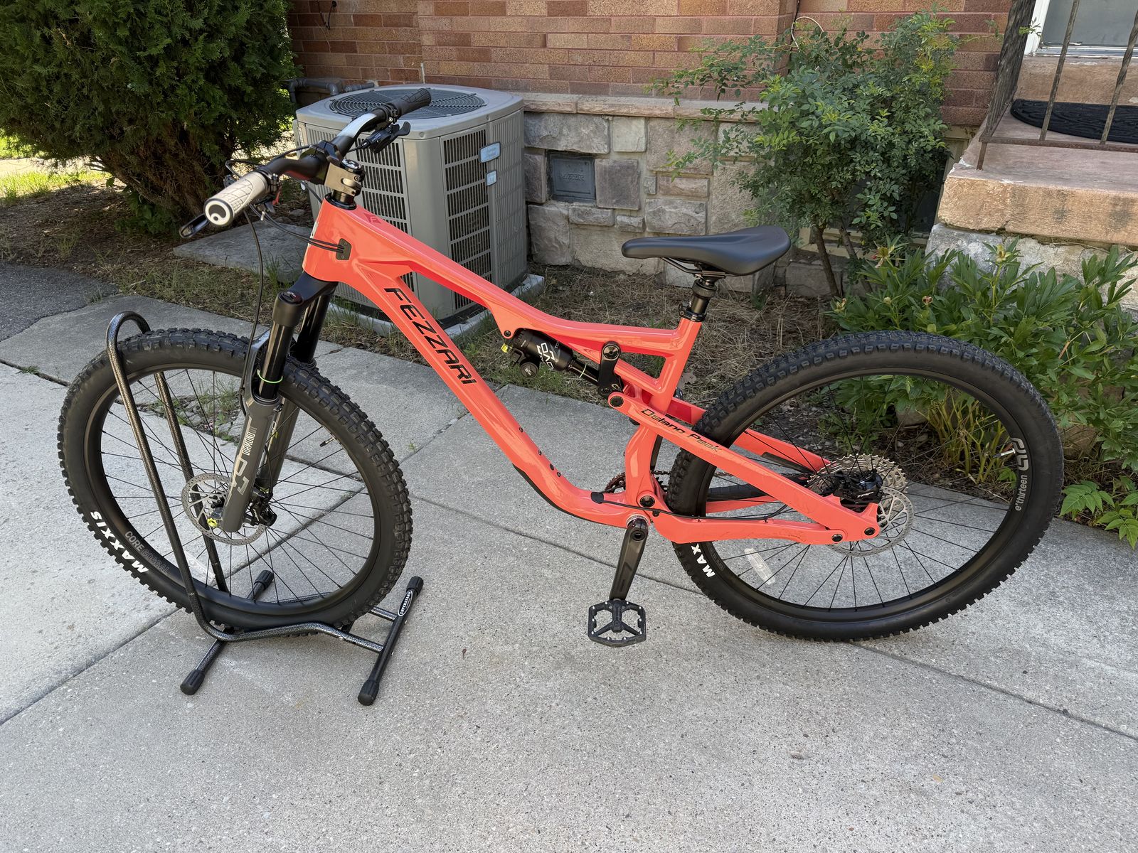 Fezzari Delano Peak XL Mountain Bike