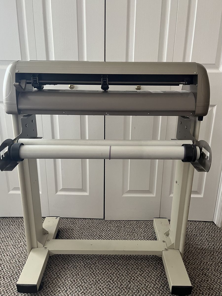 Lynx Vinyl Cutter/Plotter with Software, Cables & Blade - Decals, Signs, Heat Transfer