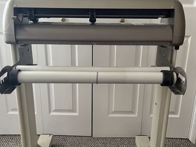 Lynx Vinyl Cutter/Plotter with Software, Cables & Blade - Decals, Signs, Heat Transfer