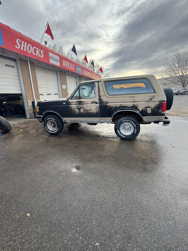 1987 FORD BRONCO Eddie Bauer