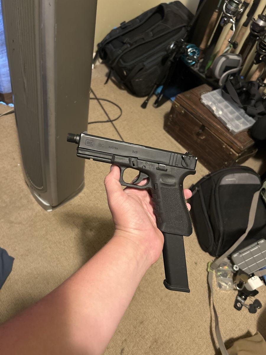 Glock 18C Airsoft with extended mag