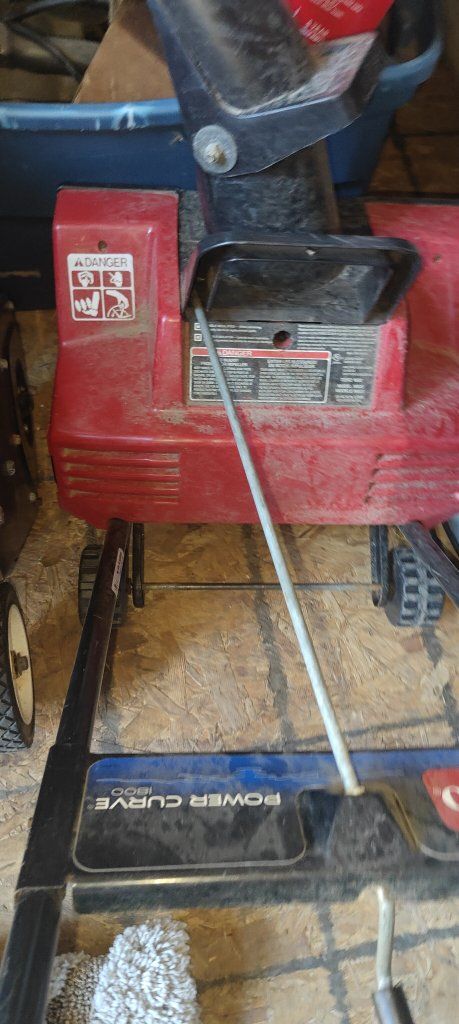 Toro Power Curve 1800 Electric Snow Blower