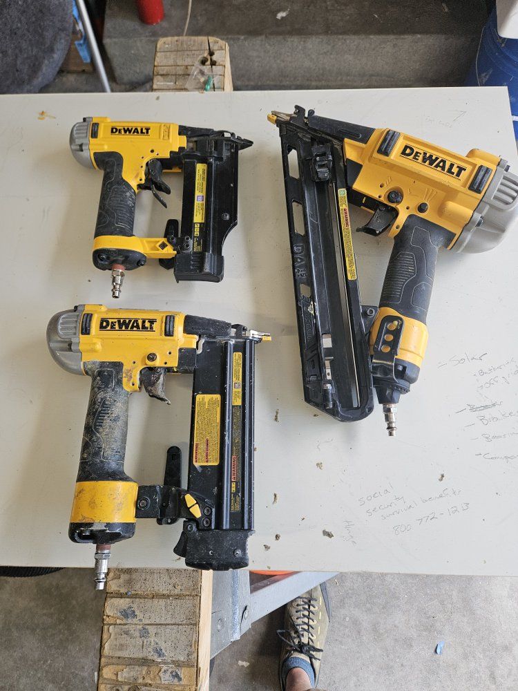 DeWalt Pneumatic 23 Gauge Pinner, 18 Gauge Brad Nailer & 15 Gauge Finish Nailer (Set of 3)