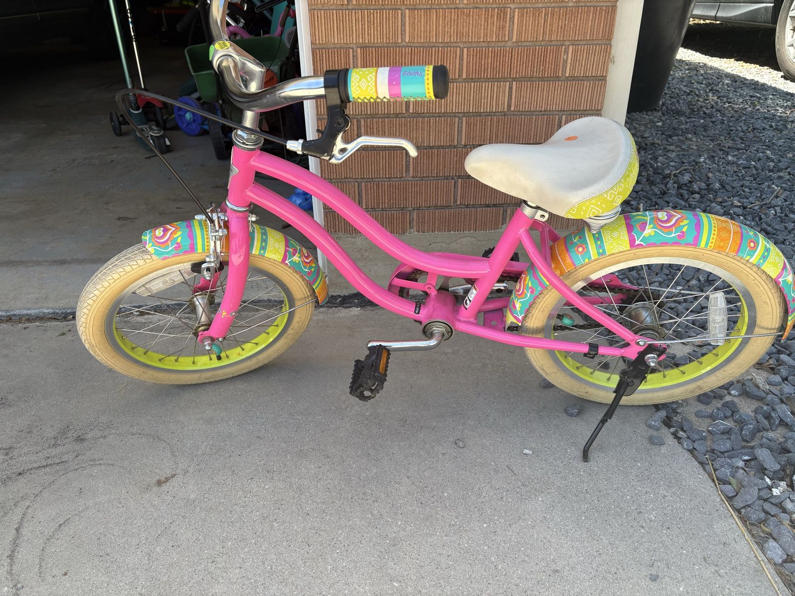 Cute girls bike