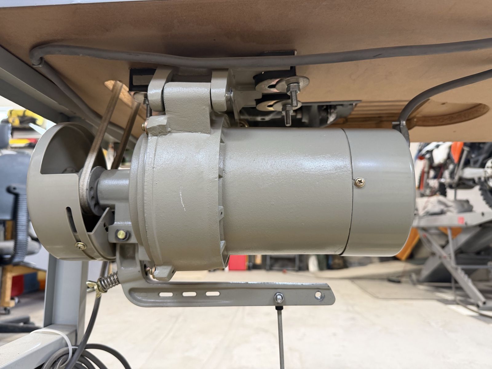 Main image 6