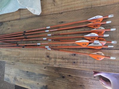 Easton FMJ Autumn Orange 300 Arrows