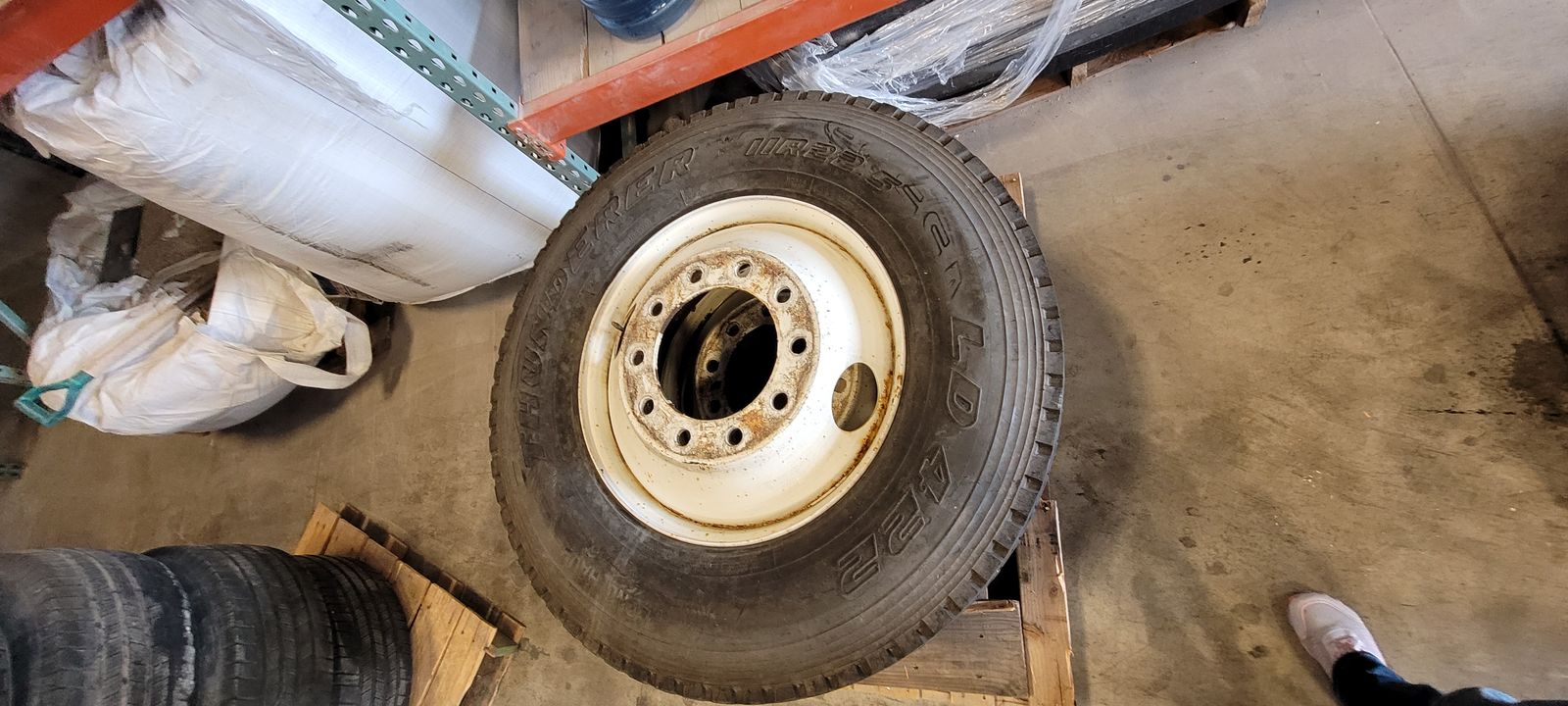Thunderer Long Haul Tires