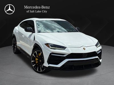2022 Lamborghini Urus Base