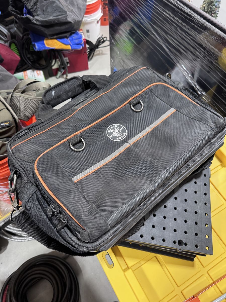 Klein tools laptop bag 