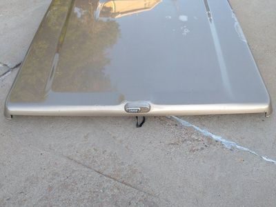 ARE Hard Tonneau Cover for Ford F-150 (2015-2020) 5.5 ft bed- Gold, Used