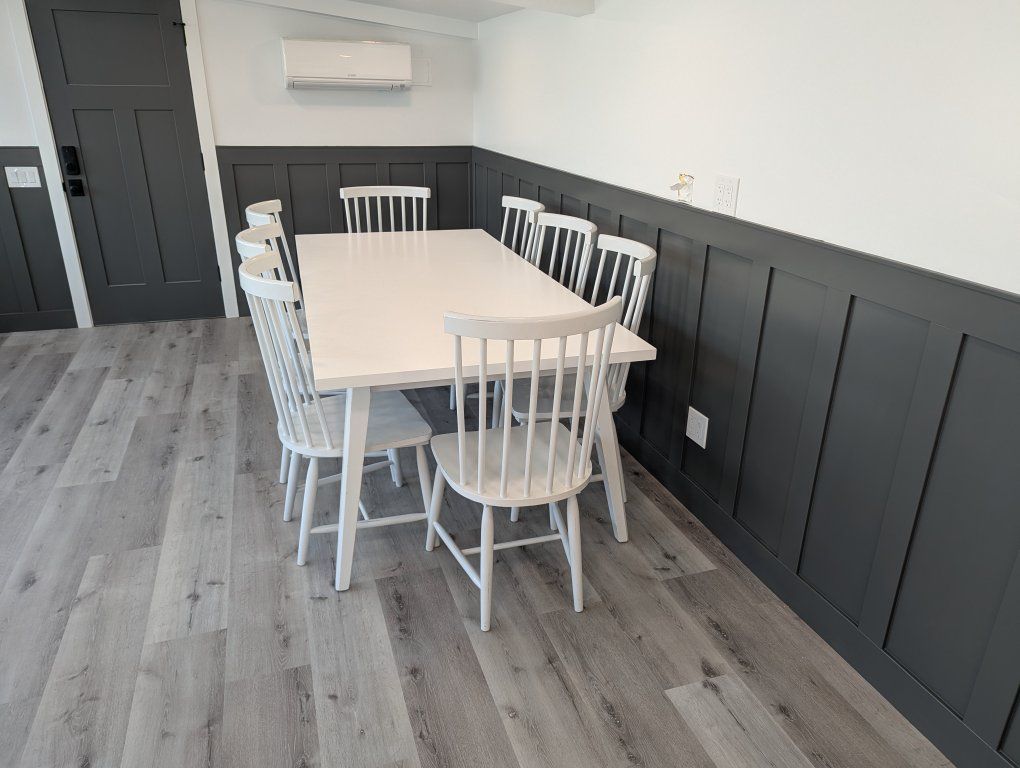 White Extendable Dining Table with 8 Chairs
